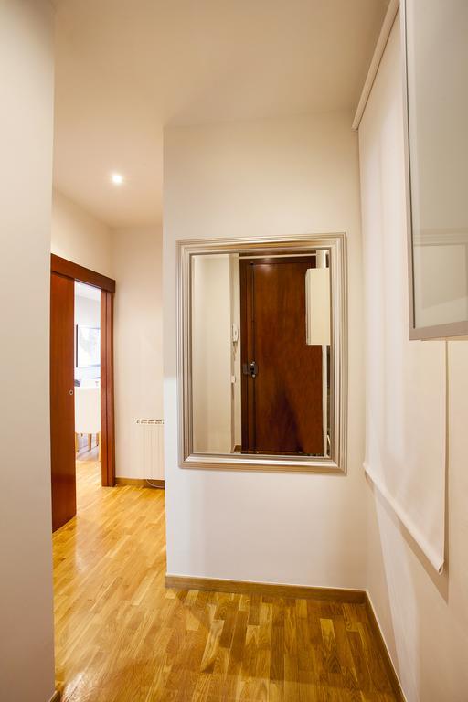 Apartments Barcelona & Home Deco Viladomat Eksteriør billede